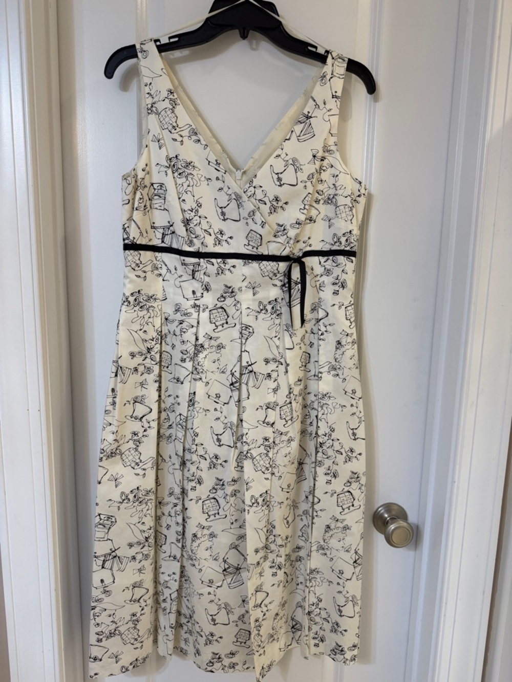 Liz Claiborne Cream Midi Dress with Black Print and Trim